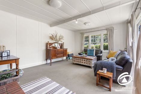 Property photo of 2 Ryan Road Pakenham VIC 3810