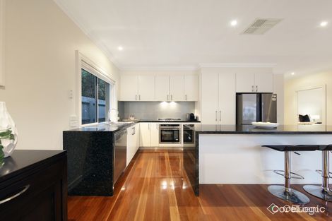 Property photo of 2/5 Deborah Avenue Bentleigh East VIC 3165