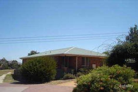 4 Hartt Pl, Dunlop, ACT 2615