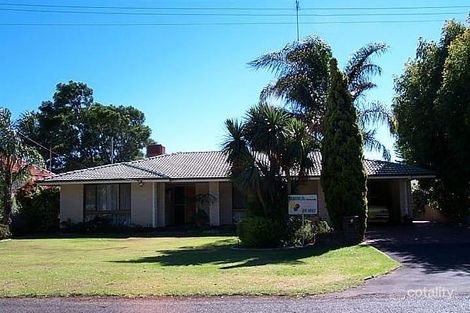 4 Nursery Rd, Harvey, WA 6220