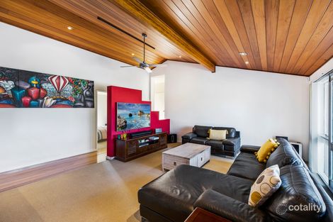 Property photo of 136A Ocean View Drive Wamberal NSW 2260