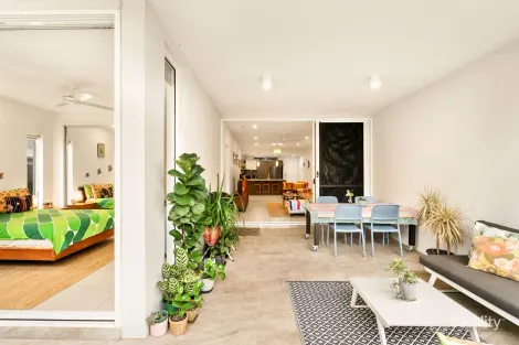 Property photo of 9/30 Second Avenue Sandgate QLD 4017