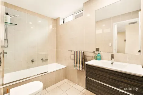 Property photo of 9/30 Second Avenue Sandgate QLD 4017