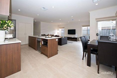 Property photo of 36 Rogerson Circuit Craigburn Farm SA 5051