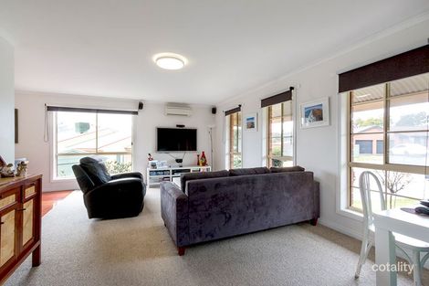 Property photo of 16 Mathoura Place Ballarat North VIC 3350