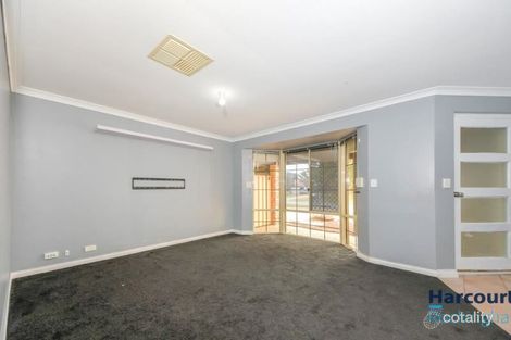 Property photo of 8 Ozark Place Warnbro WA 6169