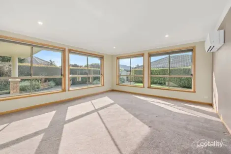 Property photo of 10 Maiden Place Newnham TAS 7248