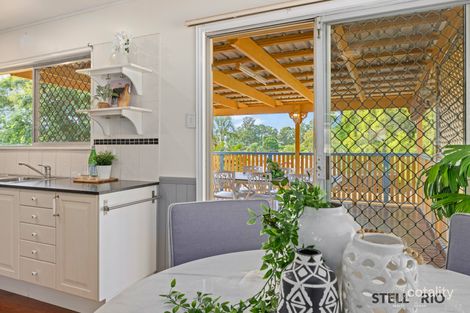 Property photo of 24 Kinkuna Street Wishart QLD 4122