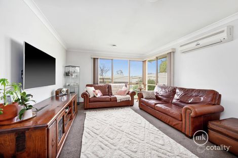 Property photo of 27 Hopkins Way Wallan VIC 3756
