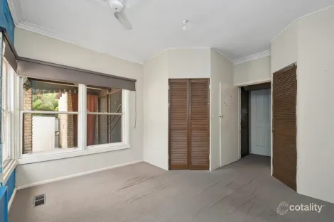 Property photo of 7 Longmore Street Kangaroo Flat VIC 3555