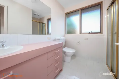 Property photo of 2 Corrigan Place Isaacs ACT 2607