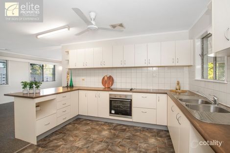 Property photo of 85 Albert Street Cranbrook QLD 4814