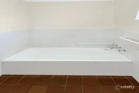 Property photo of 5 Hillam Avenue Narrabri NSW 2390