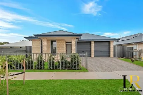 17 Horrie Knight Cres, Smithfield Plains, SA 5114