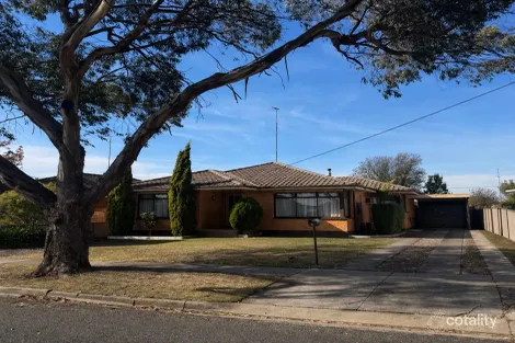 6 Maude St, Wendouree, VIC 3355