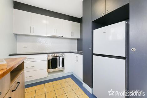 Property photo of 38/3049 Surfers Paradise Boulevard Surfers Paradise QLD 4217