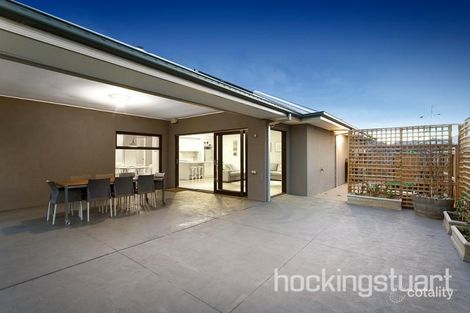 Property photo of 14 Eaglehawk Boulevard Eynesbury VIC 3338