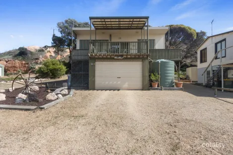 Property photo of 29 James Well Road James Well SA 5571