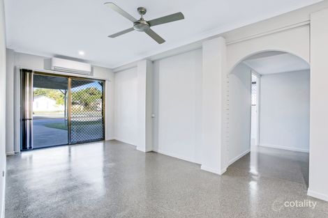 Property photo of 212 Nineteenth Avenue Elanora QLD 4221