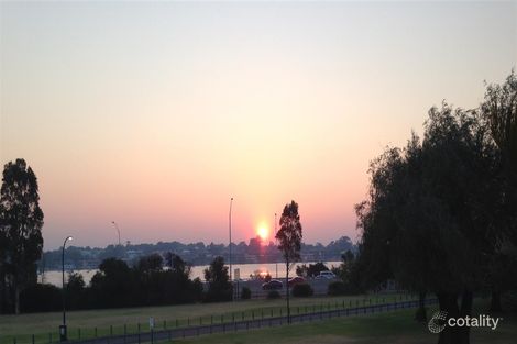 124 Mary St, Como, WA 6152