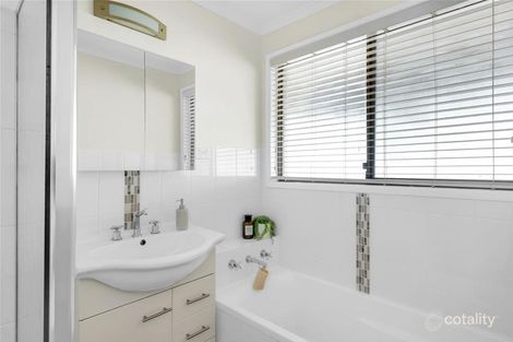 Property photo of 5 Thames Court Modbury Heights SA 5092