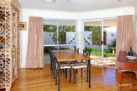 Property photo of 17 Chadston Close Kenmore Hills QLD 4069