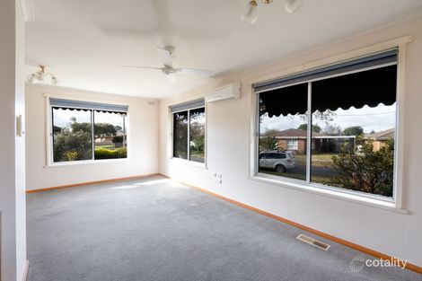 Property photo of 9 Carpenter Street Wendouree VIC 3355
