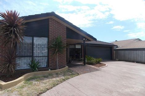 Property photo of 17 Arcadia Street Carrum Downs VIC 3201