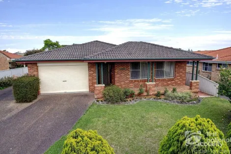 1/6 Victoria Pl, Forster, NSW 2428