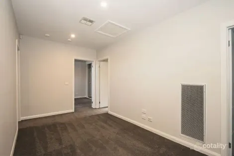 Property photo of 2/68 Delmore Crescent Glen Waverley VIC 3150