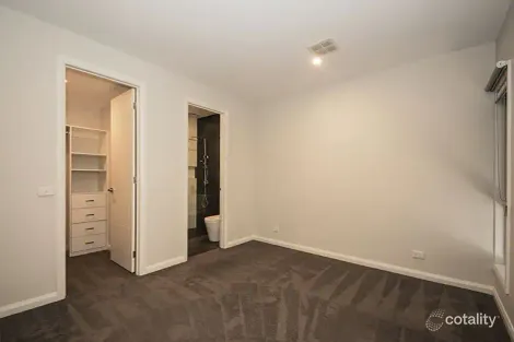 Property photo of 2/68 Delmore Crescent Glen Waverley VIC 3150