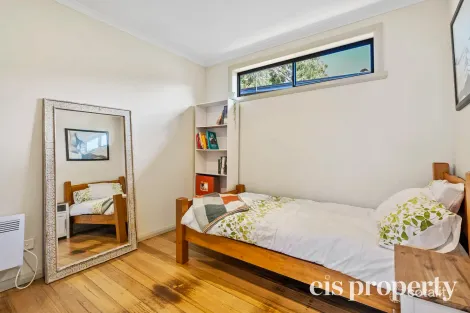 Property photo of 34 North Terrace Lauderdale TAS 7021