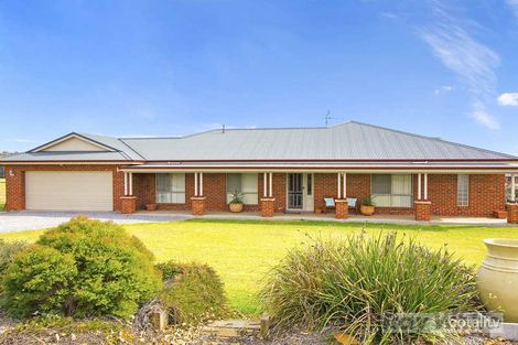 5 Benarkin Dr, Moore Creek, NSW 2340