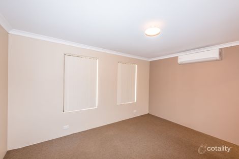 Property photo of 5 Horseshoe Court Deepdale WA 6532