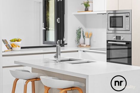 Property photo of 8/27 Stanley Street Indooroopilly QLD 4068