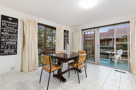 Property photo of 2 Larool Close Doncaster East VIC 3109