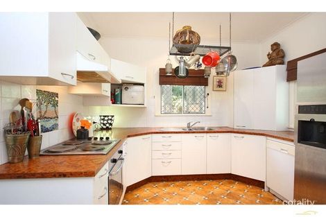 Property photo of 45 Alkoomie Street Wynnum QLD 4178