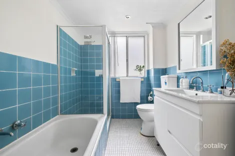 Property photo of 17/1 Bortfield Drive Chiswick NSW 2046