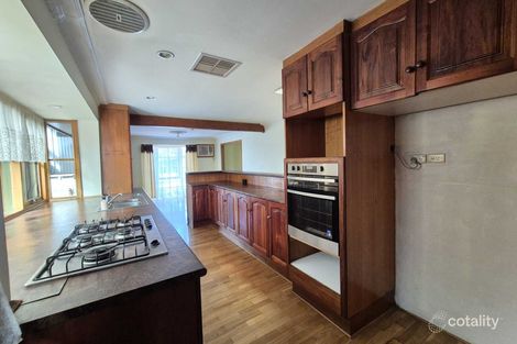 Property photo of 1 Irving Road Melton VIC 3337