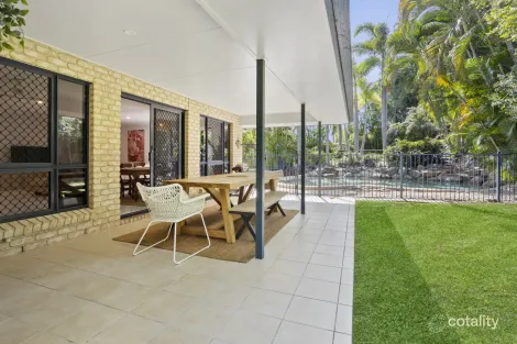 Property photo of 13 Harris Crescent Norman Gardens QLD 4701