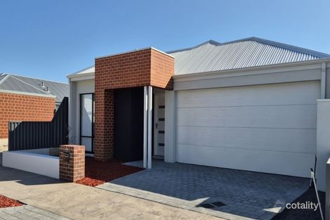 Property photo of 17 Cussington Way Ellenbrook WA 6069