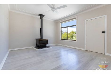 Property photo of 10 Creekline Crescent Tallwoods Village NSW 2430