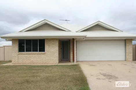11 SEWELL ST, EMERALD, QLD 4720
