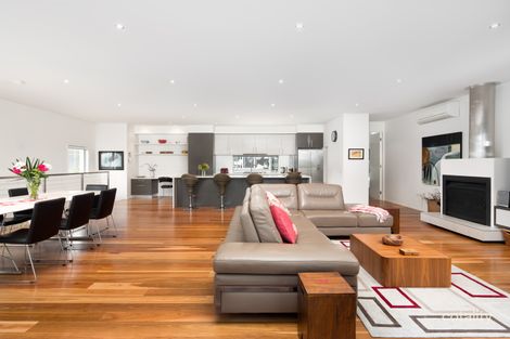 Property photo of 2/6-8 Honolulu Avenue Smiths Beach VIC 3922