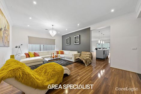 Property photo of 18 Inspiration Circuit Pakenham VIC 3810