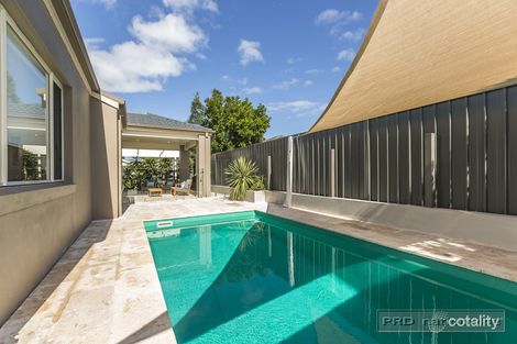 Property photo of 4 Stringybark Drive Fern Bay NSW 2295