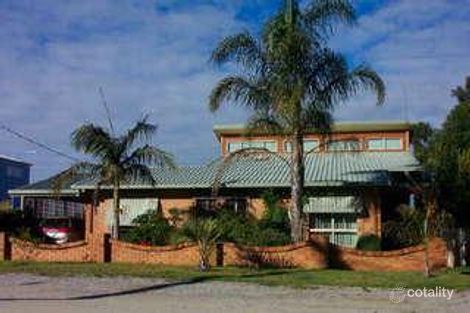 14 Sandbar Dr, Lakes Entrance, VIC 3909