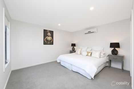 Property photo of 2/33 Willow Avenue Rowville VIC 3178