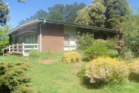 8 Lyrebird Dr, Pheasant Creek, VIC 3757