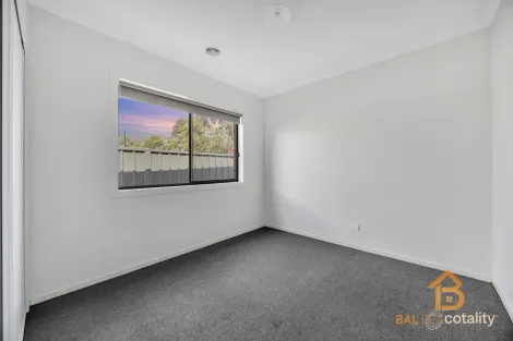 Property photo of 3 Bluff Avenue Weir Views VIC 3338